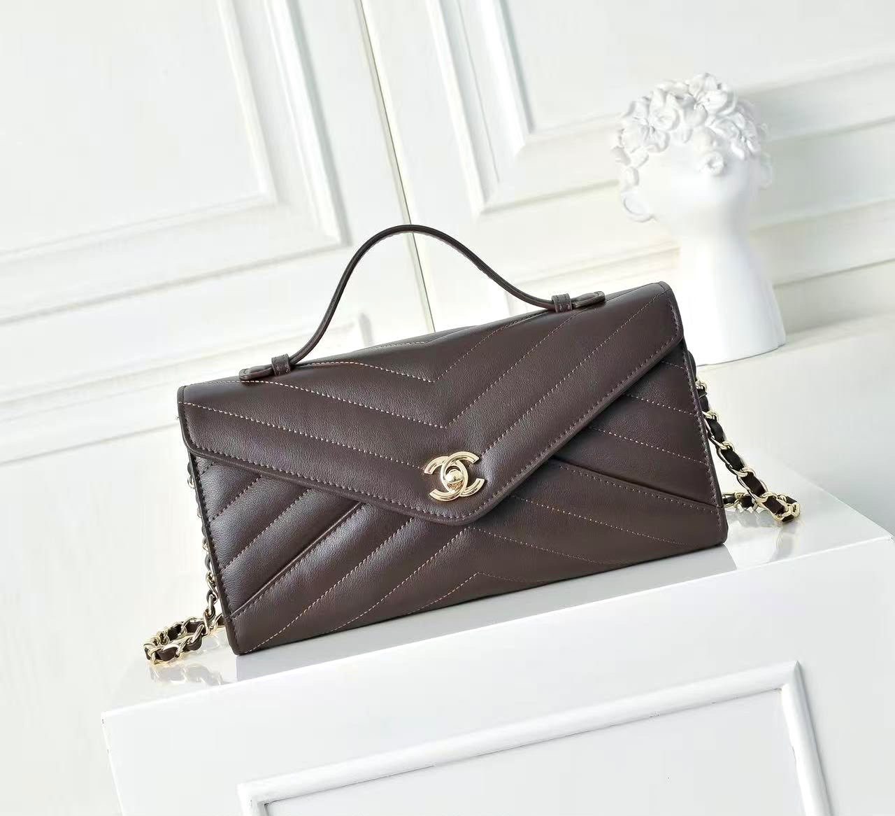 Chanel Classic photo 1
