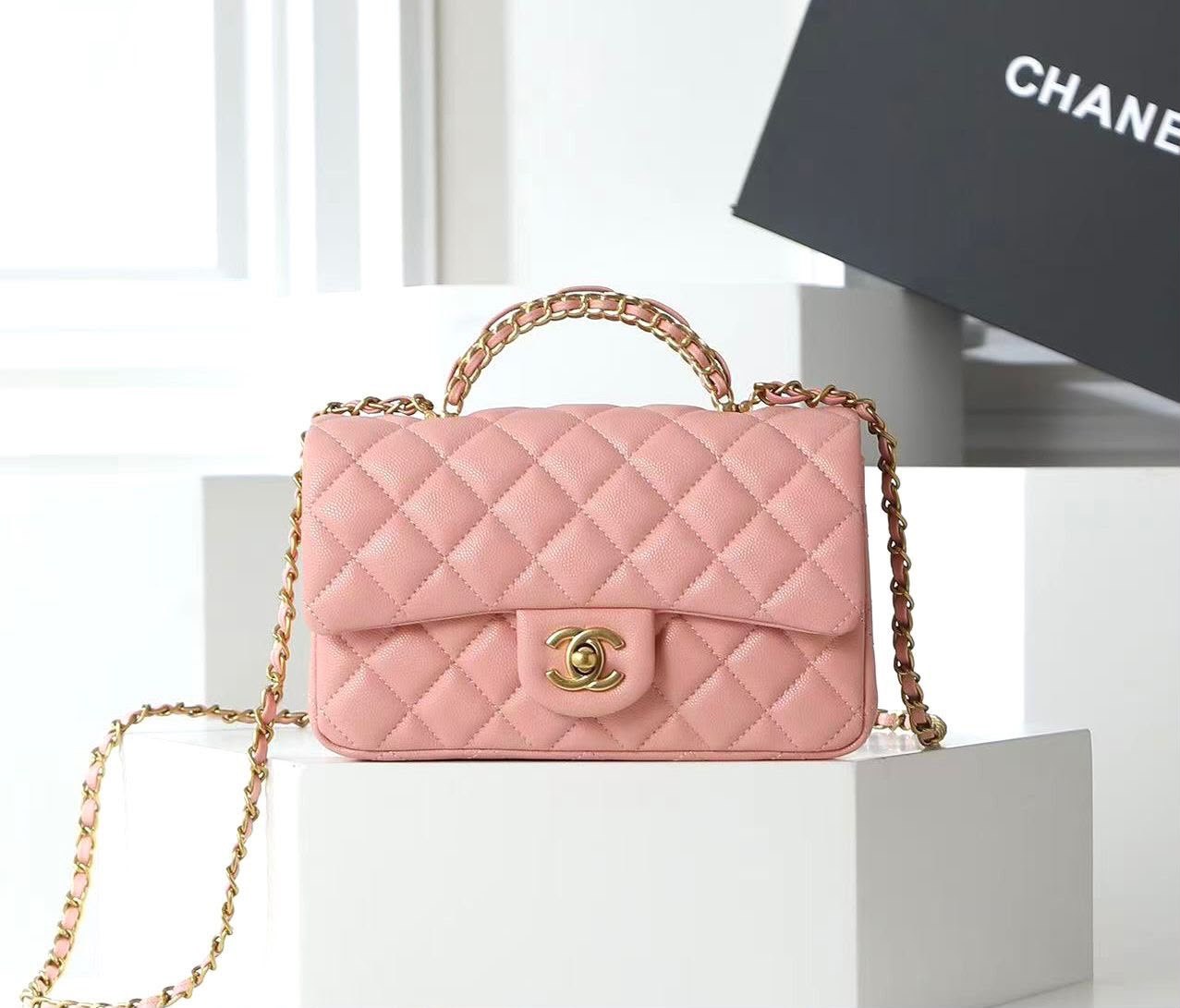Chanel Classic flap photo 1