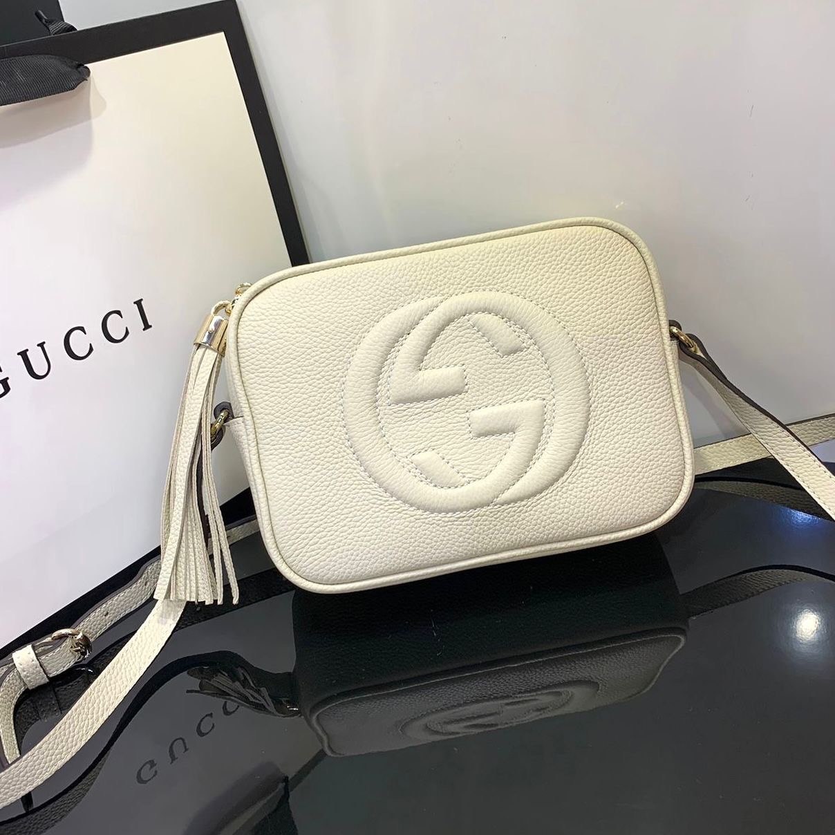 Gucci Classic photo 1