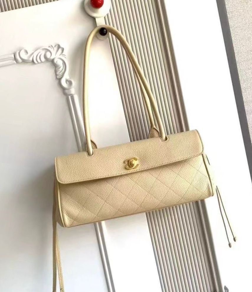 Chanel Classic photo 1
