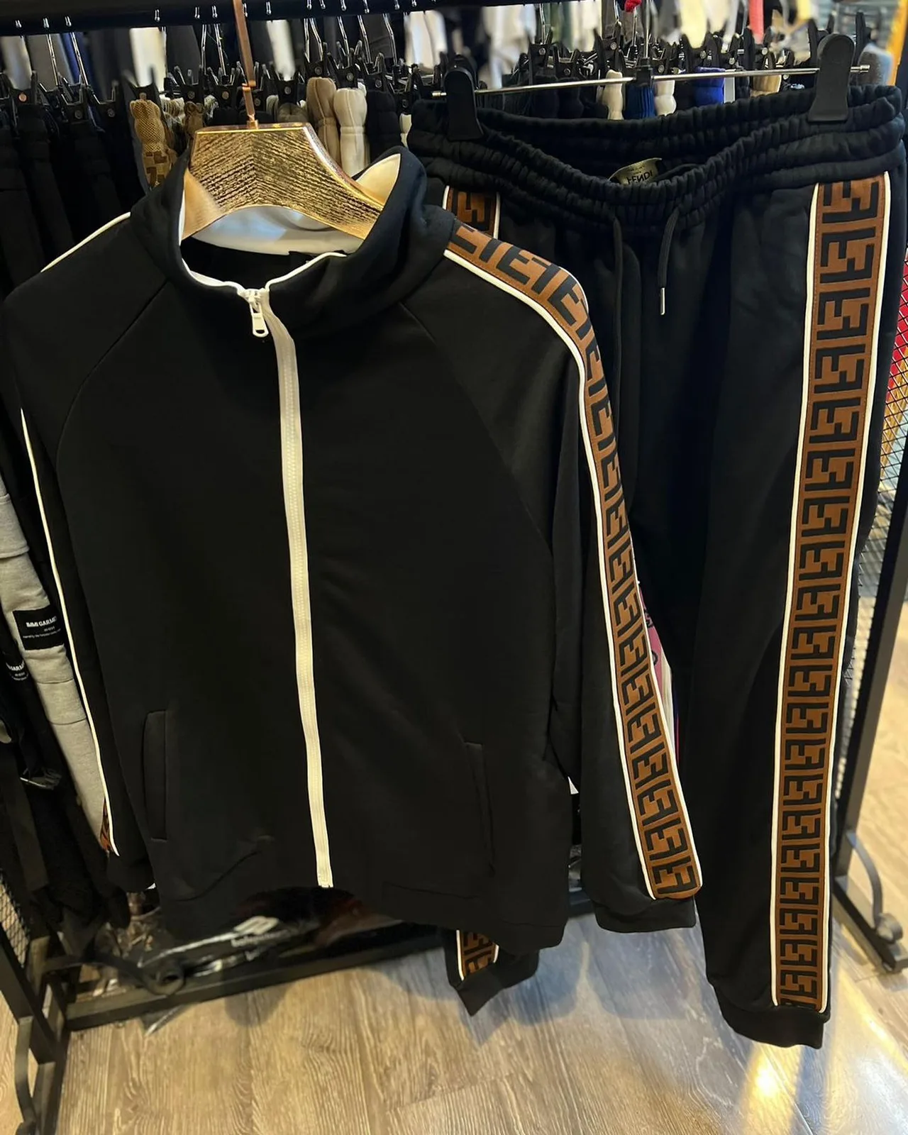 Fendi FF logo tracksuit jacket & shorts photo 1