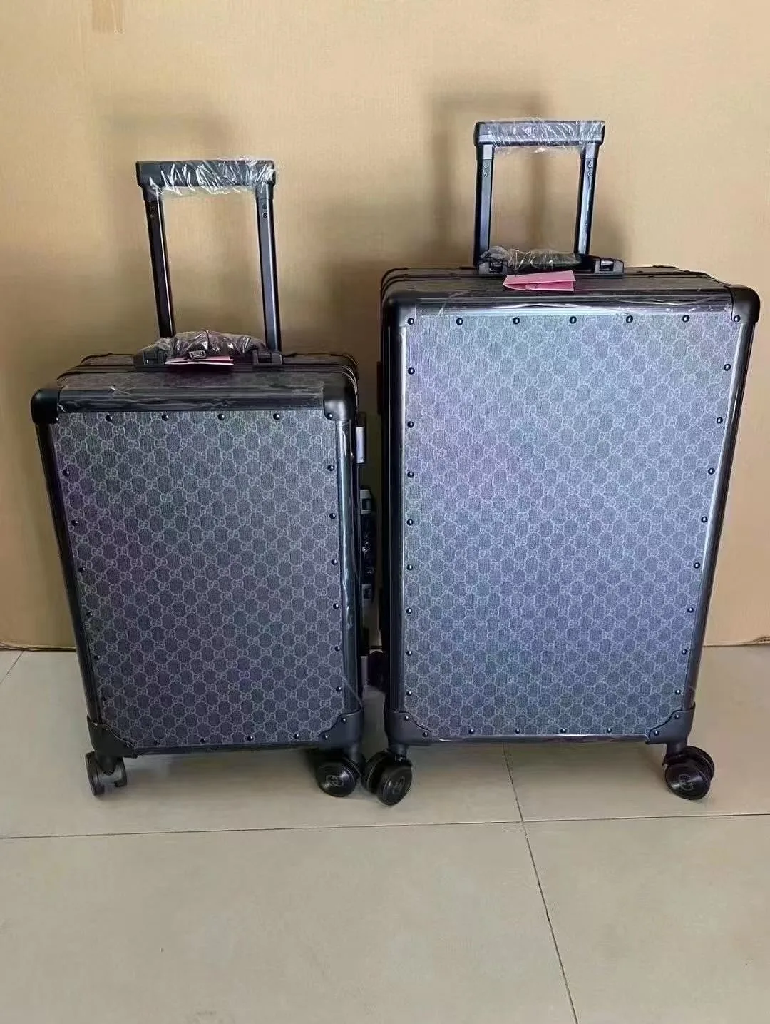 Dior Monogram Hard-Shell Luggage photo 1