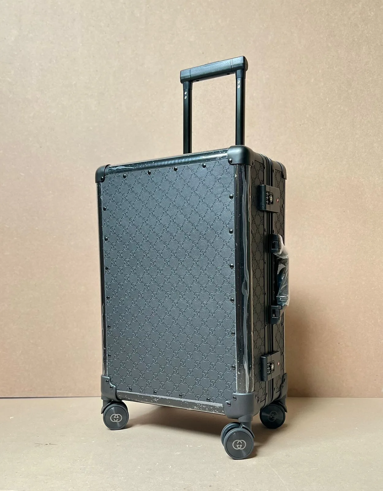 Goyard Hardshell Trolley Luggage photo 1