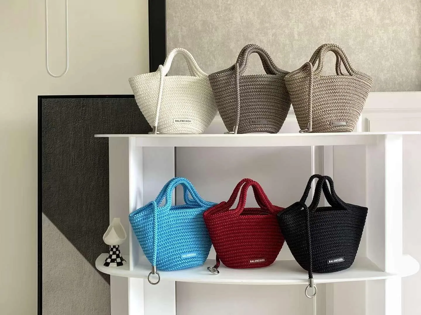 Balenciaga Basket Bag photo 1
