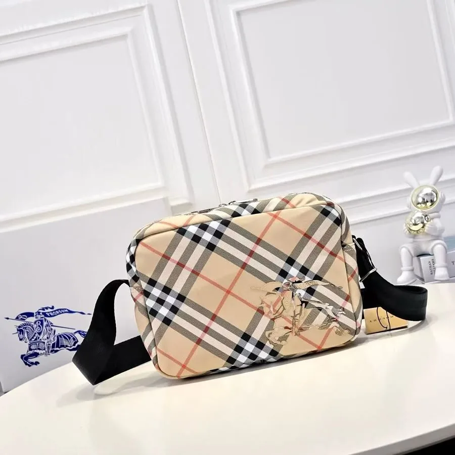 Burberry Vintage Check Camera Bag photo 1