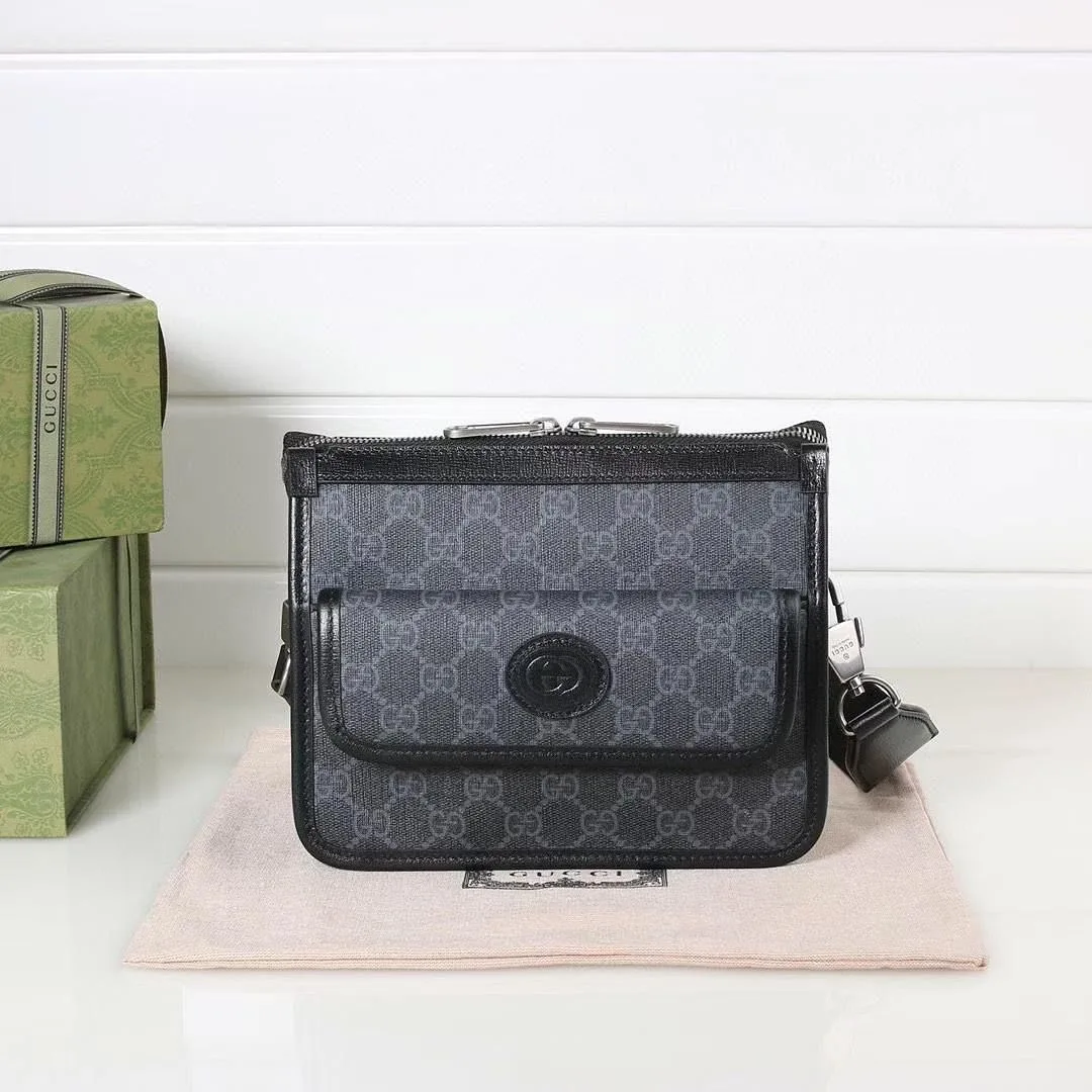 Gucci Shoulder Bag photo 1