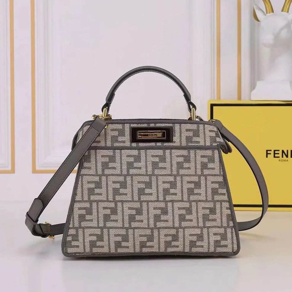 Fendi Zucca FF tote photo 1