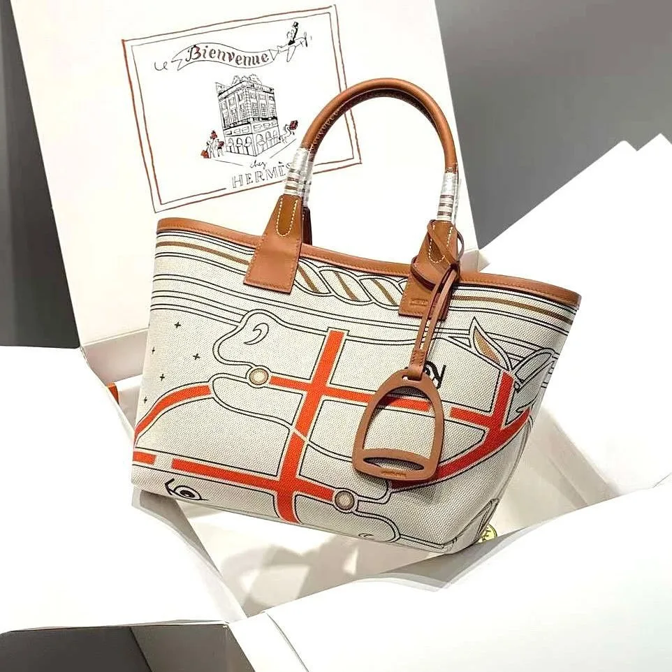 Hermès Tote Bag photo 1