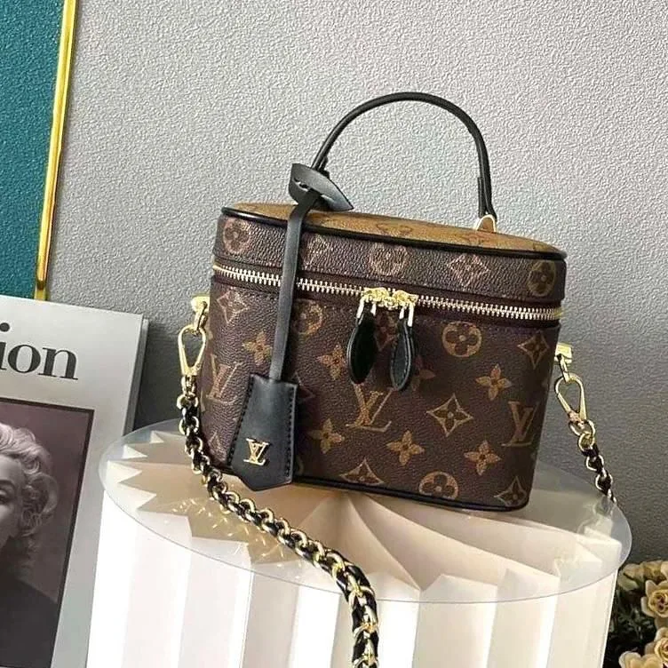Louis Vuitton Vanity PM photo 1