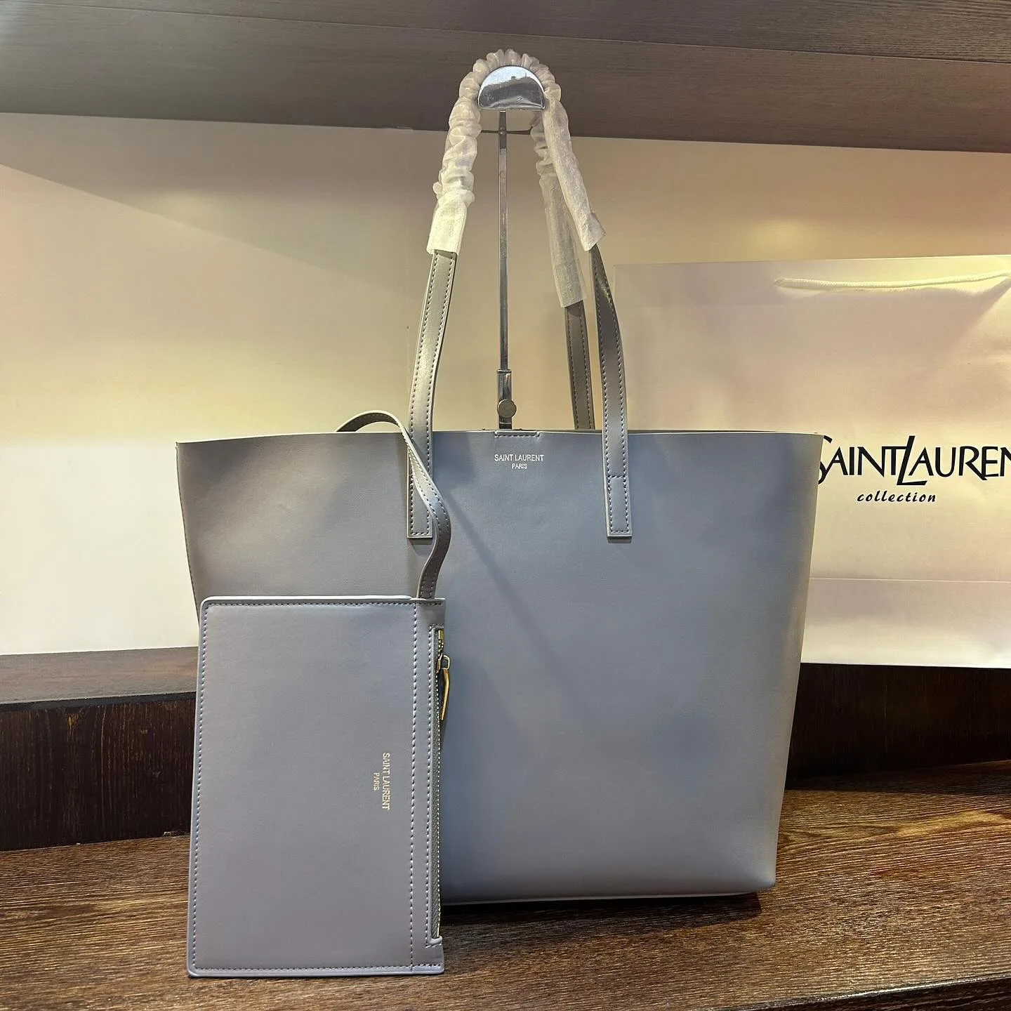 Saint Laurent Shopper Tote photo 1