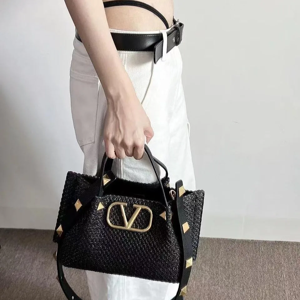 Valentino Rockstud photo 1