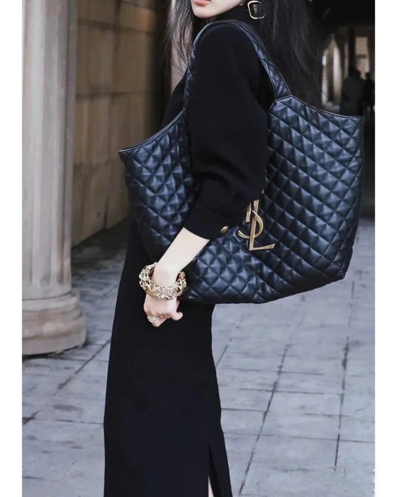 Saint Laurent Icare Maxi photo 1