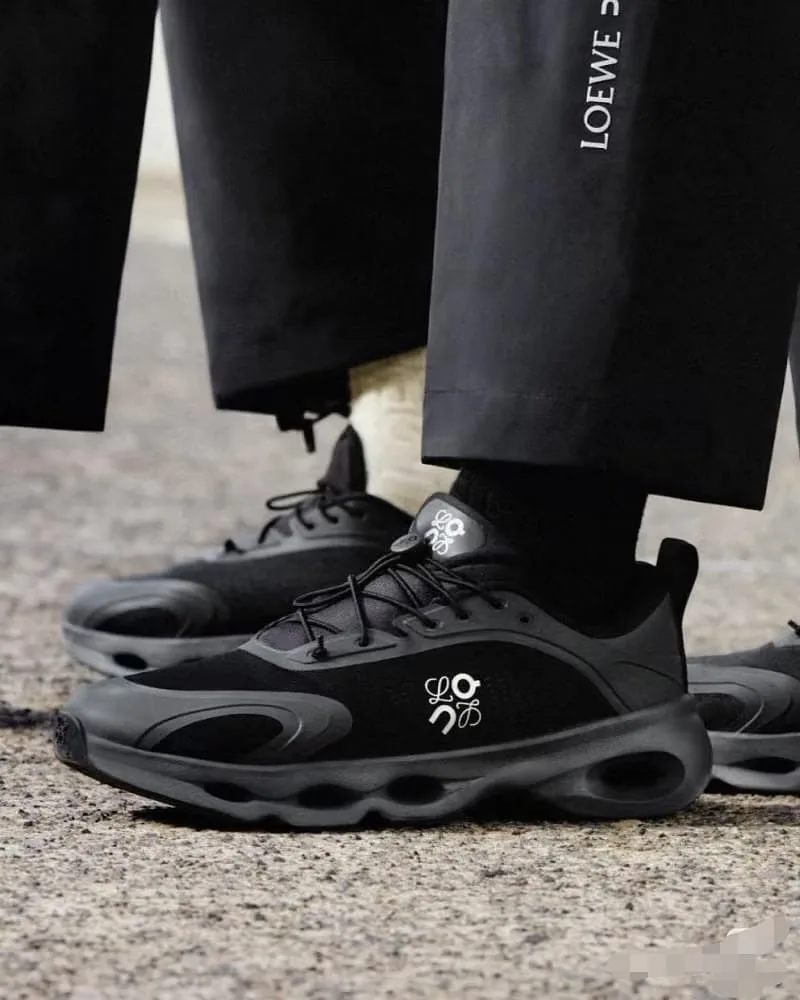 Loewe Sneaker photo 1