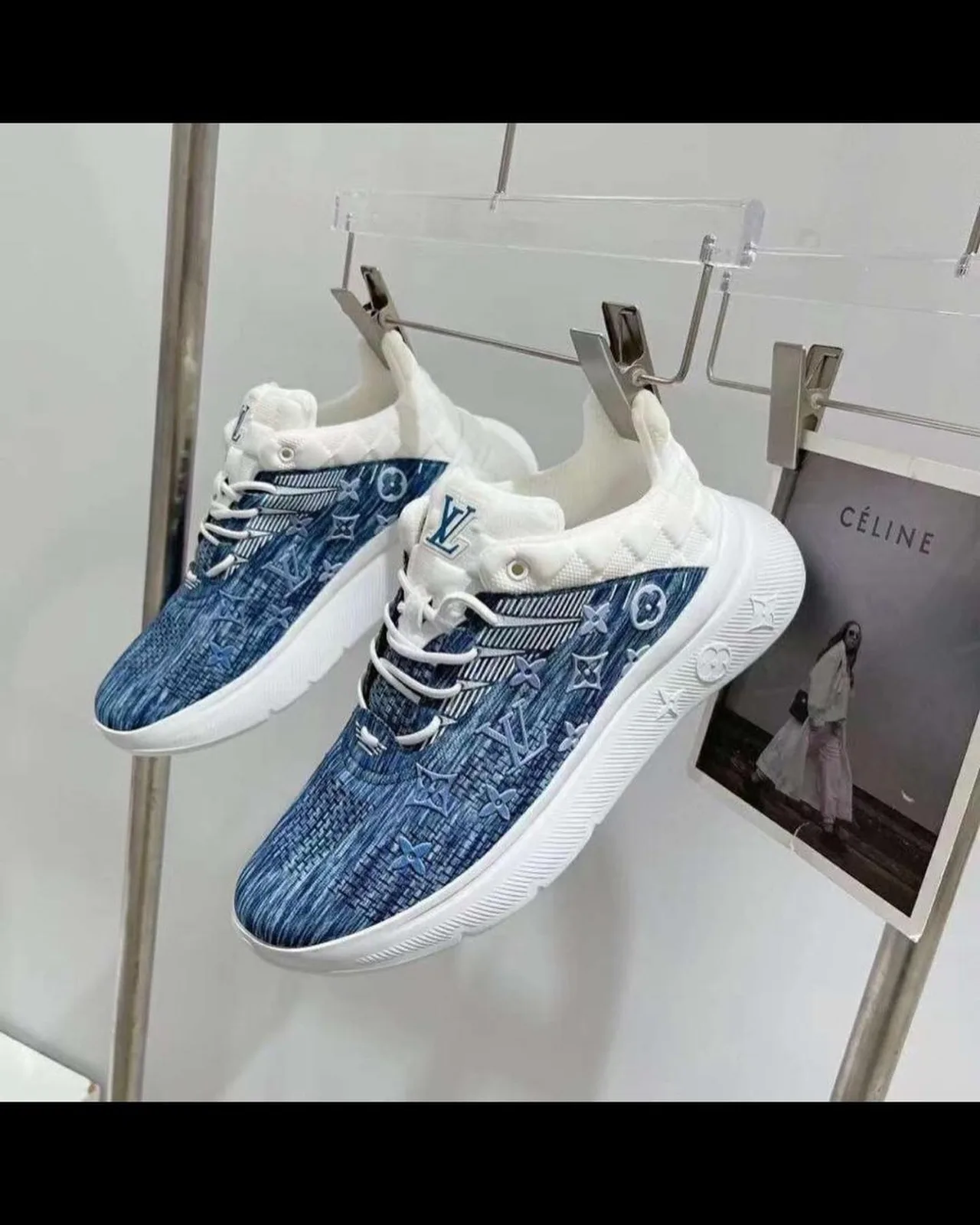 Louis Vuitton Sneaker photo 2