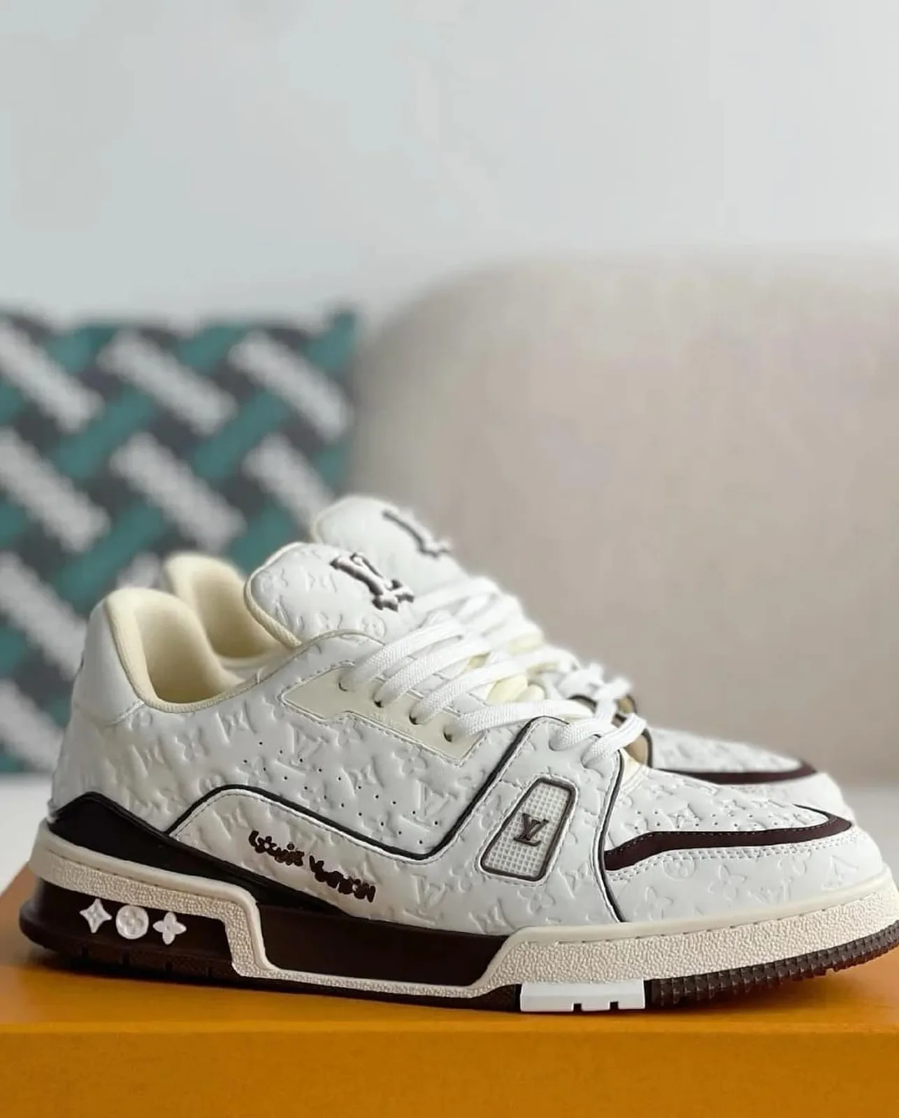 Louis Vuitton LV Trainers photo 1