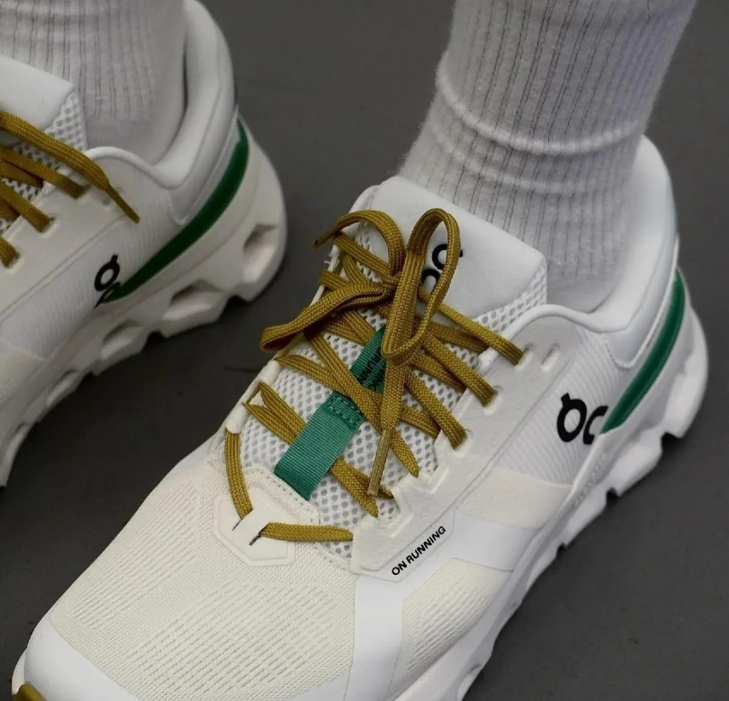 On Sneaker photo 1
