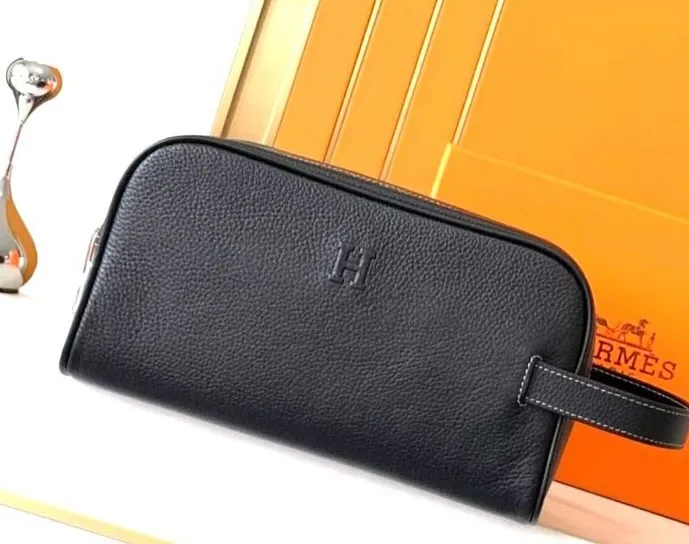 Hermès toiletry / cosmetic zip case photo 1