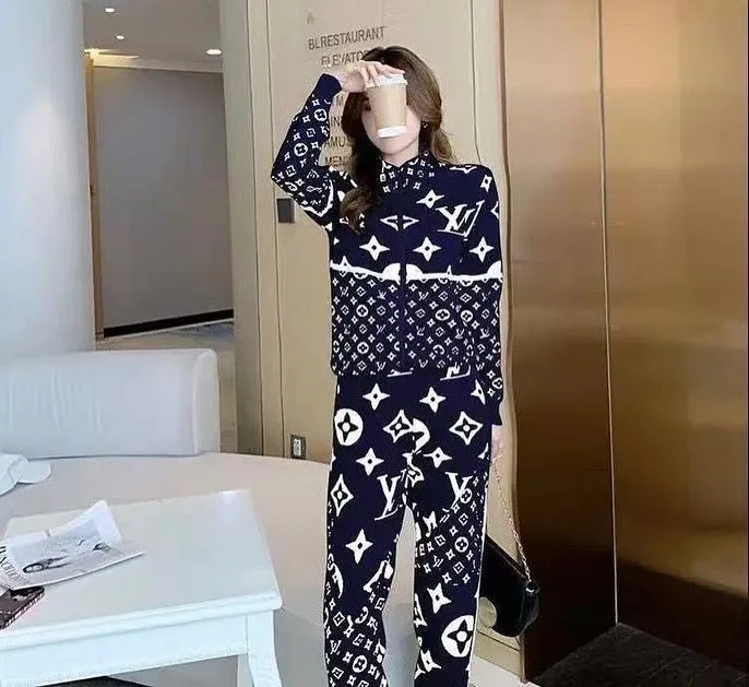 Louis Vuitton Outfit Set photo 1